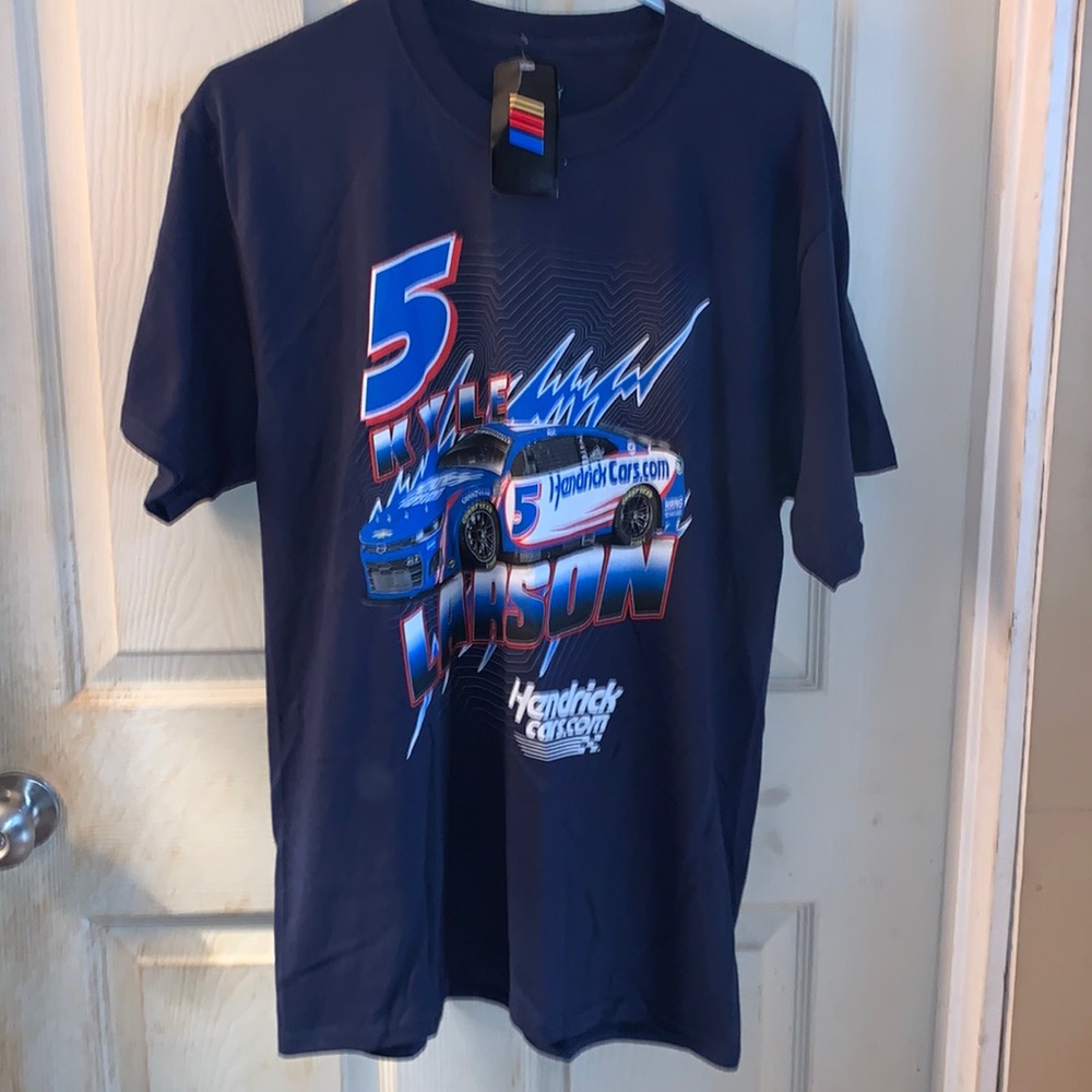 New Kyle Larson NASCAR shirt. Size L